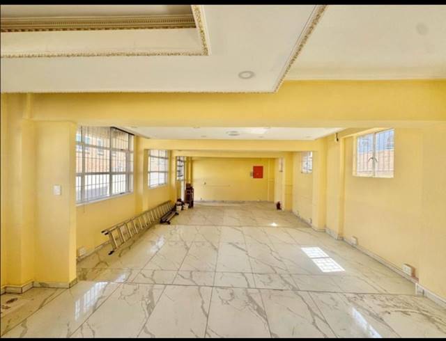 120M² FULL FLOOR TO LET IN BULWER